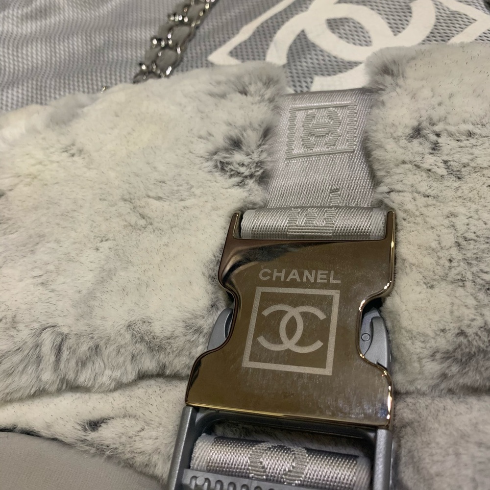 🔥🔥🔥Chanel 🔥🔥🔥Rare Limited shoulder bag - Picture 2 of 6